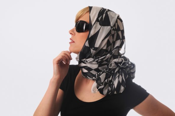 Flower Four Scarf - 2014,
130 x 180 cm,
Chiffon Silk, Print
